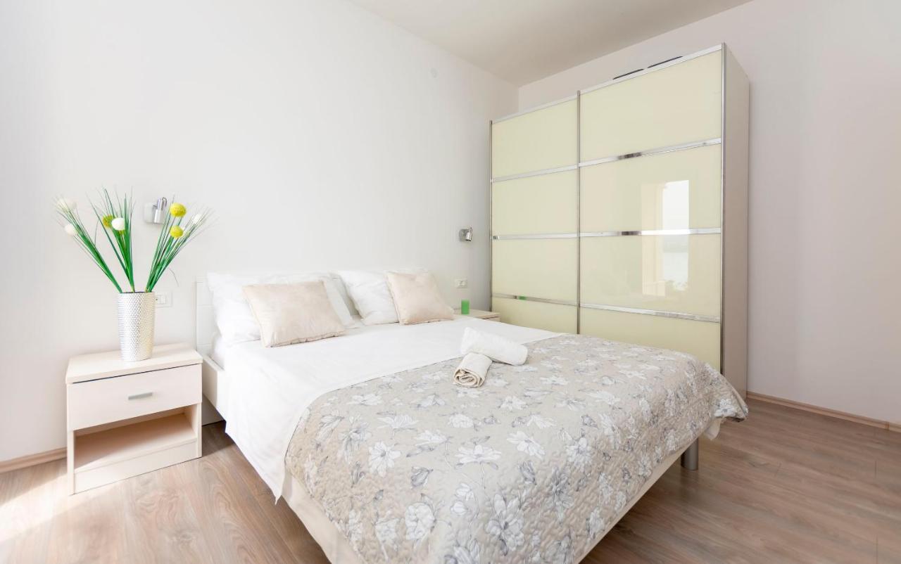 Apartments Beach Dream มีมิตเซ ภายนอก รูปภาพ
